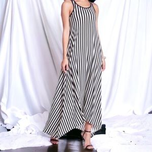 $158 Go Couture Stripe Racerback Maxi Dress Large 10 12 Black White Stretch NWT